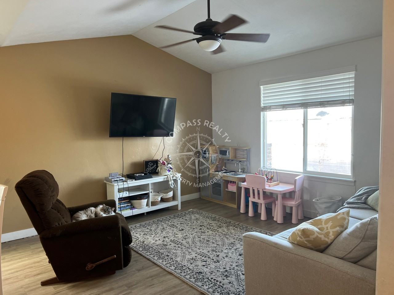 375 W Slate Dr #1 - Photo 3 of 18