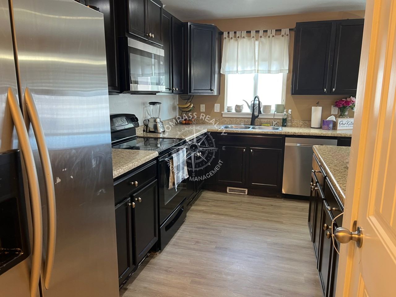 375 W Slate Dr #1 - Photo 5 of 18