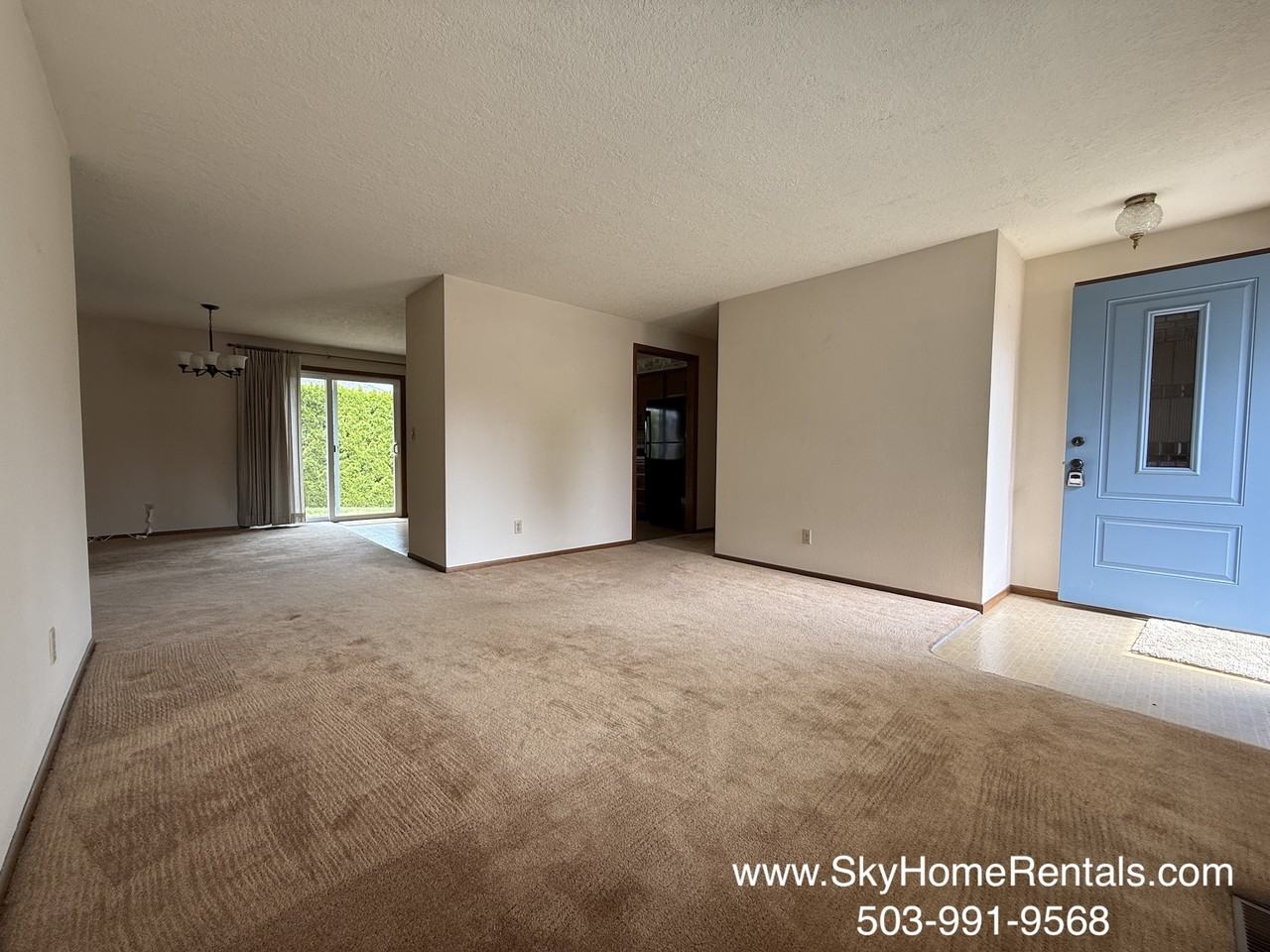 4954 Joien Court Southeast - Photo 3 of 20