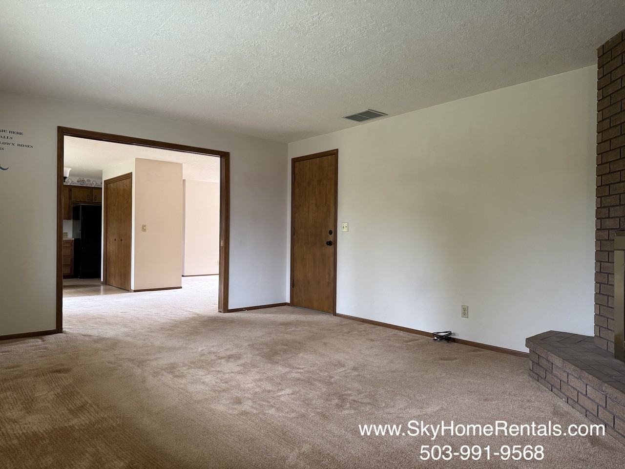 4954 Joien Court Southeast - Photo 7 of 20