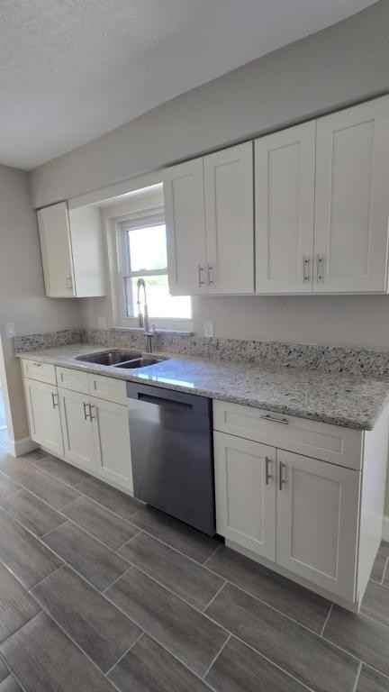 647 Sagamore Dr - Photo 5 of 20