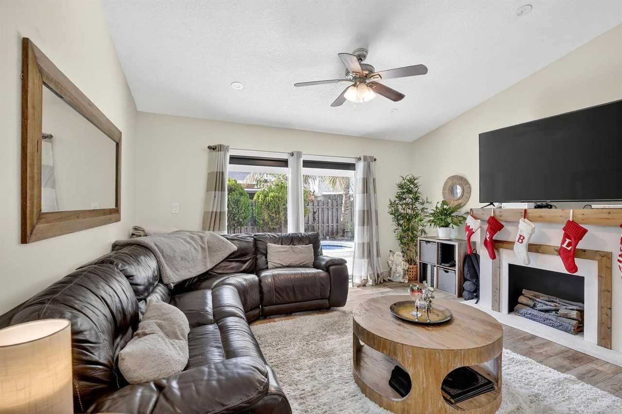 691 Willow Grove Terrace #691 - Photo 3 of 30