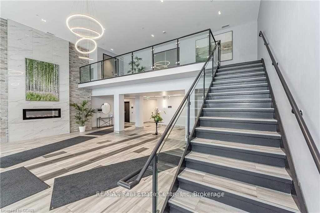 35 Kingsbury Square - Photo 2 of 10