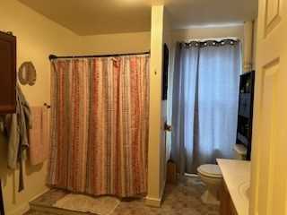 131 Clinton St - Photo 4 of 19