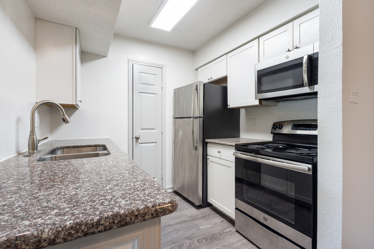Timber Ridge - Photo 4 of 36
