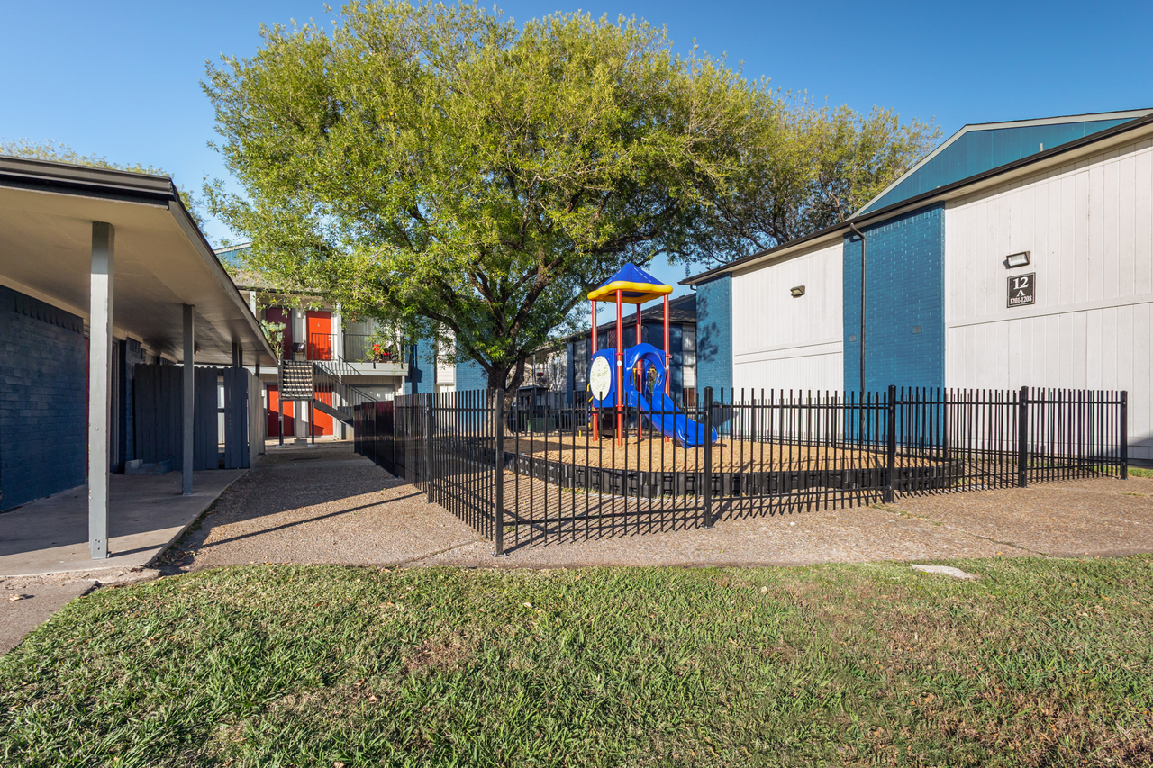 Timber Ridge - Photo 2 of 36
