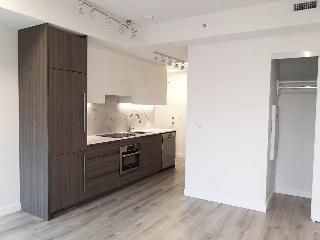 10626 City Parkway - Photo 4 of 22