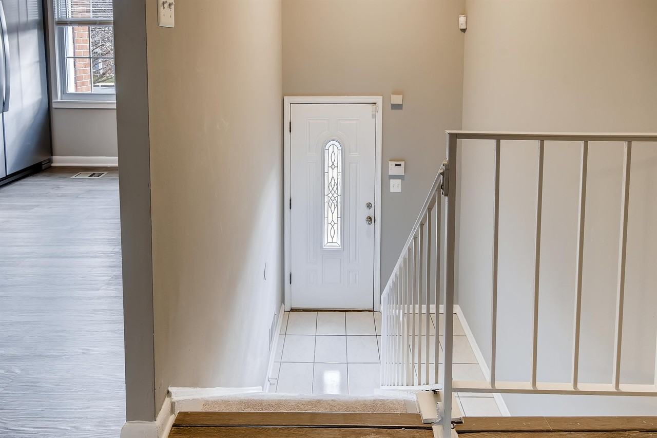 2842 Beckon Dr #1 - Photo 2 of 10