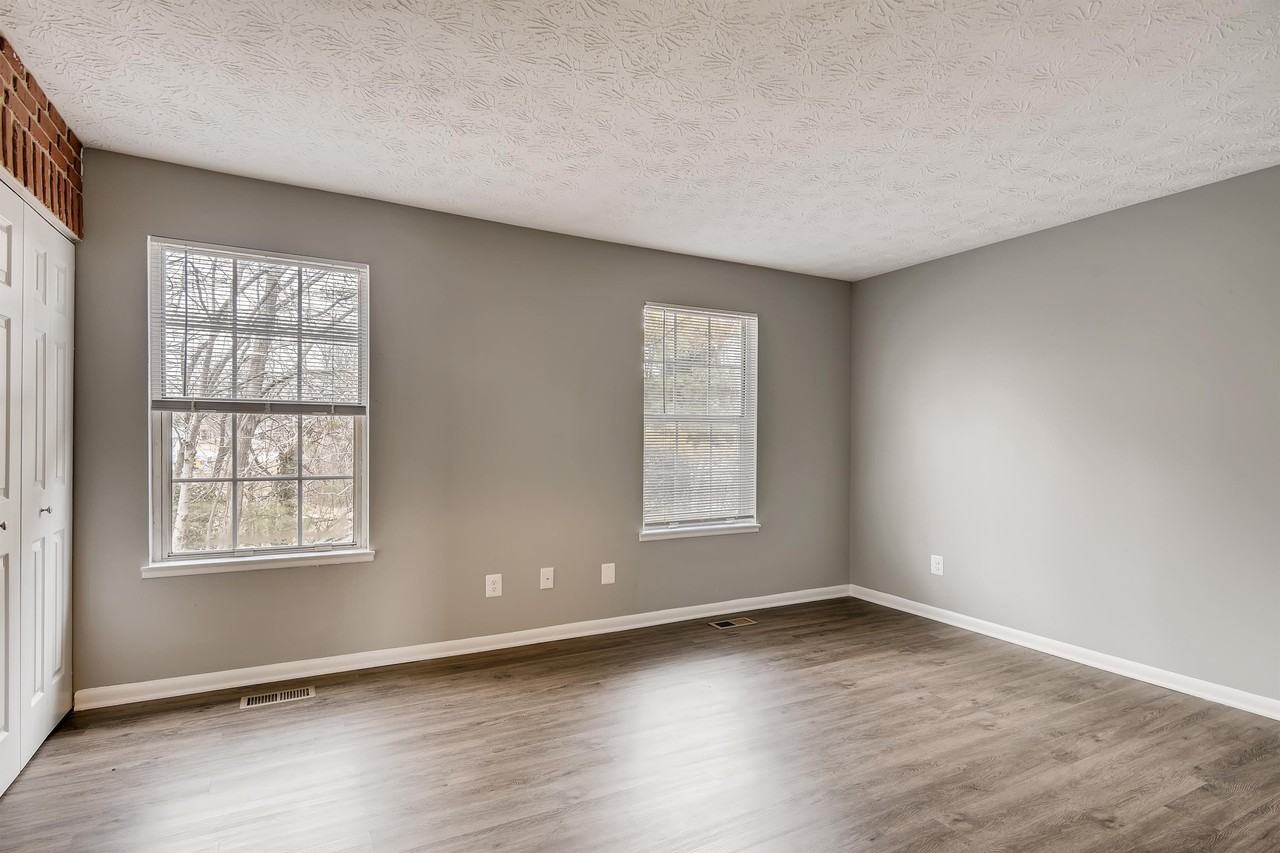 2842 Beckon Dr #1 - Photo 6 of 10