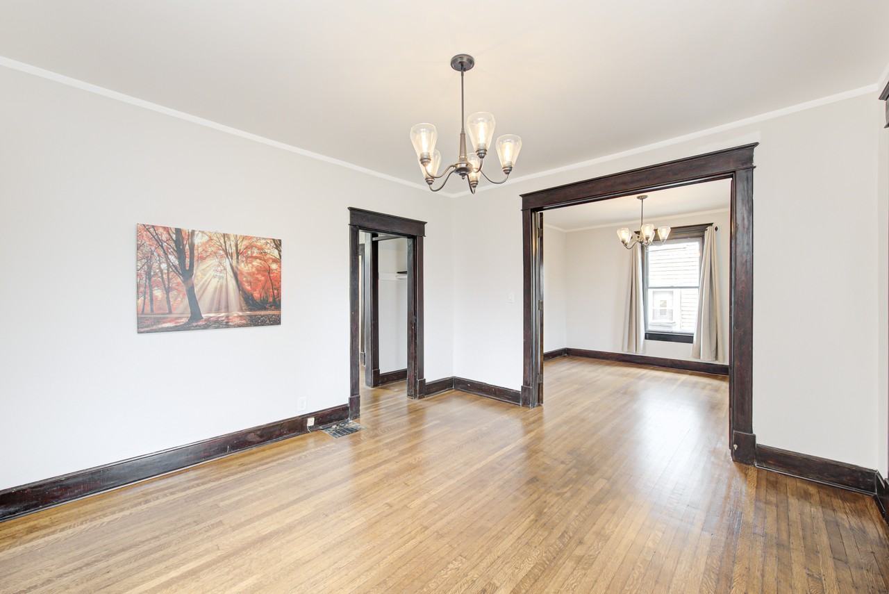 2418 East 16th Street - Photo 5 of 23