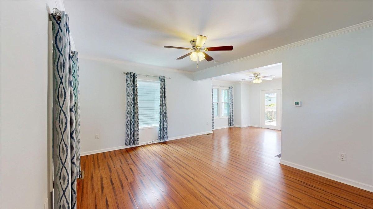 2619 Prospect Ave - Photo 2 of 15