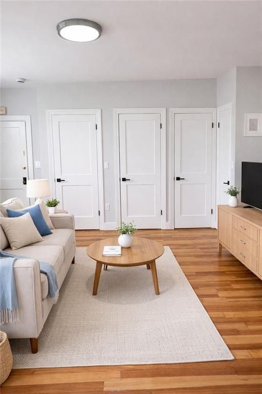 308 State St ##2e - Photo 2 of 16