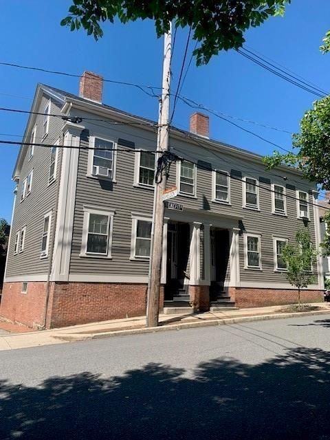 424 Benefit St ##2 - Photo 7 of 9