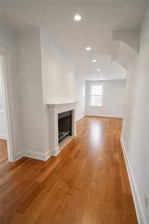 426 Benefit St - Photo 5 of 9