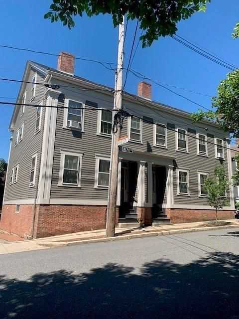 426 Benefit St - Photo 7 of 9