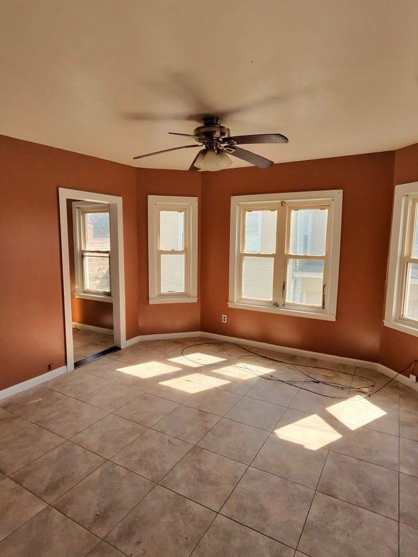 80 Huntington Rd - Photo 2 of 7