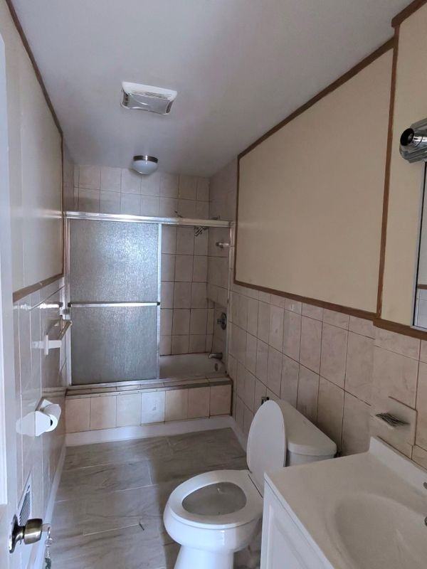 80 Huntington Rd - Photo 4 of 7