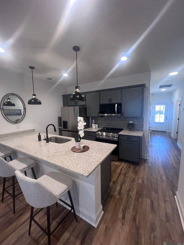 14810 Jefferson Hwy - Photo 3 of 24