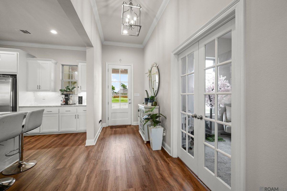 5207 White River Rd - Photo 2 of 17