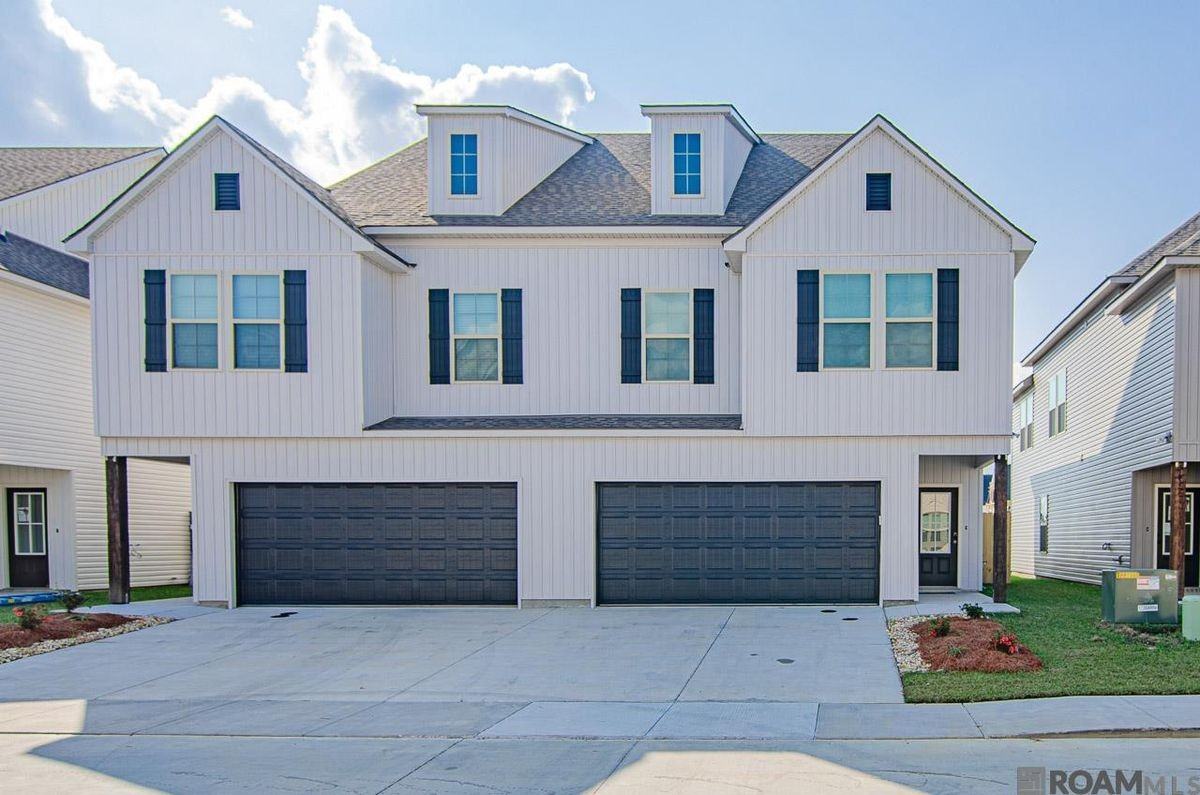 5618 Cottage Lake Dr - Photo 2 of 17