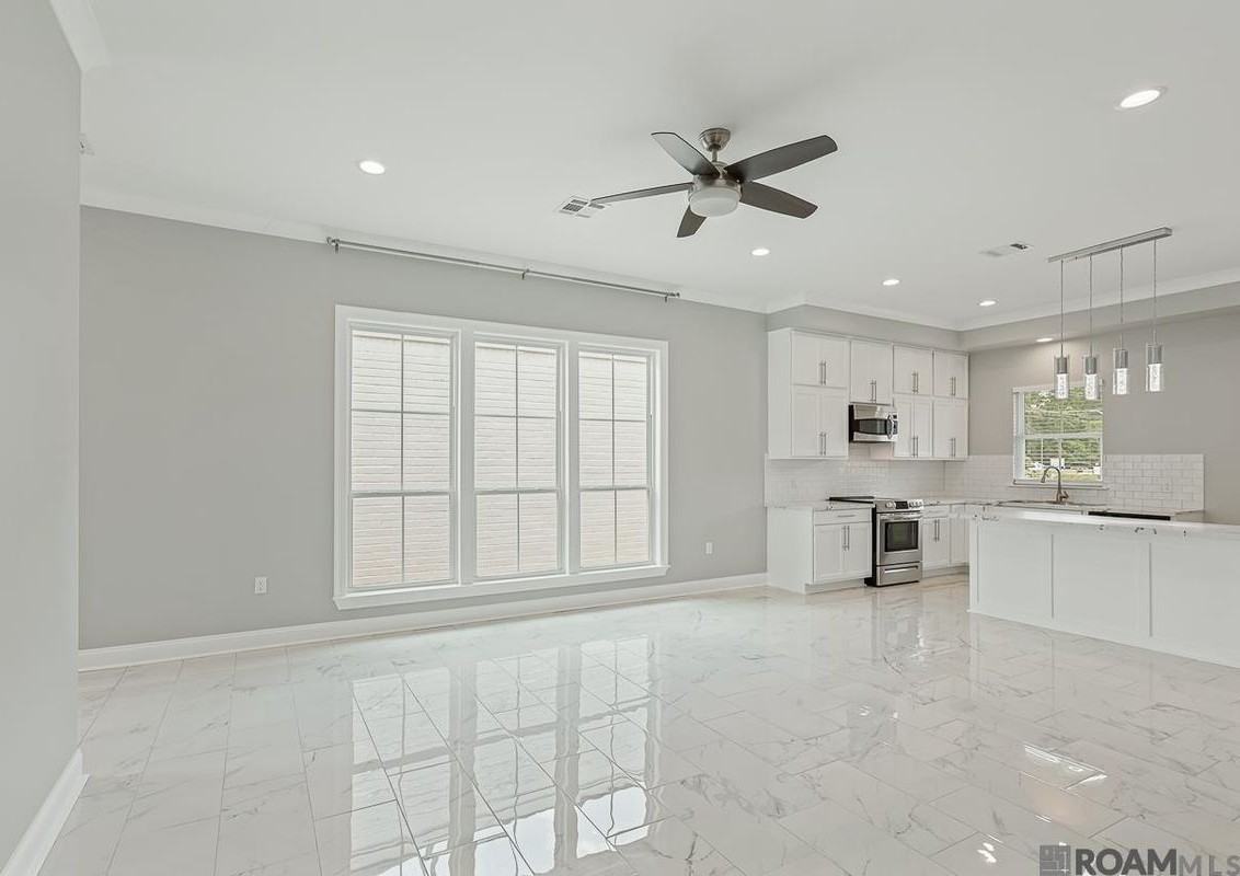 15513 Fields Creek Ave - Photo 4 of 20