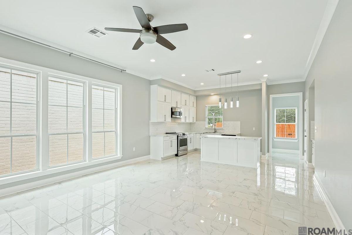 15513 Fields Creek Ave - Photo 5 of 20