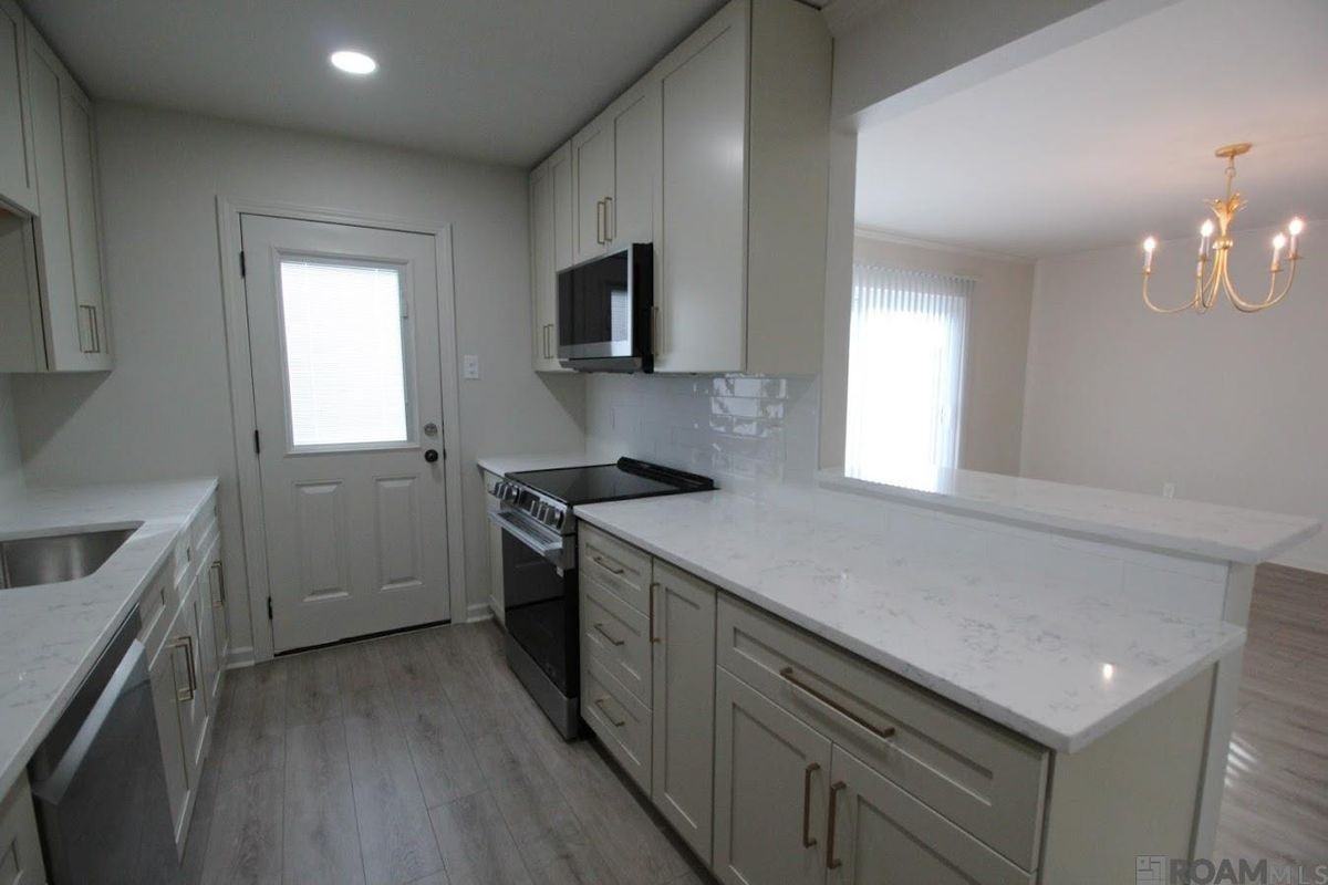 10111 Jefferson Hwy - Photo 6 of 23