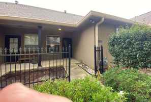 featured image of 4848 Windsor Vlg Dr ##74