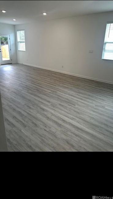 943 Renova Dr - Photo 4 of 9