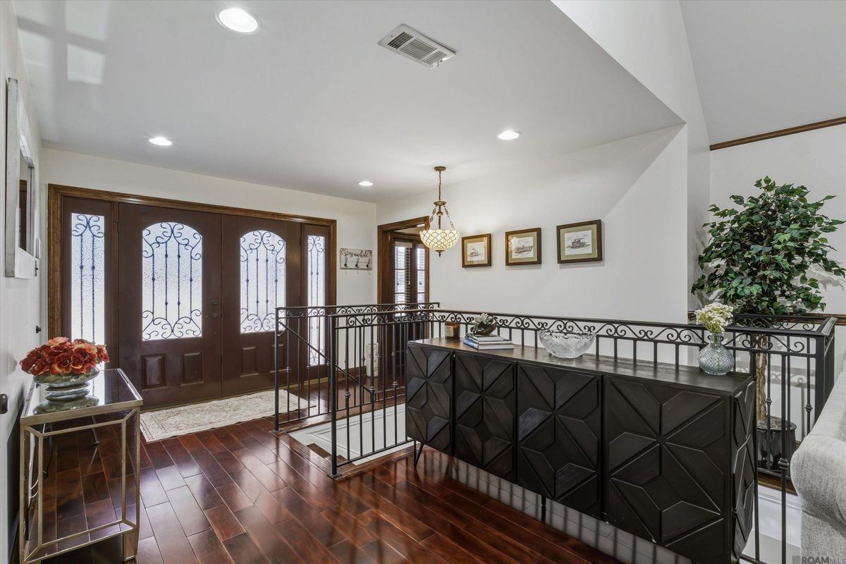 6414 Highland Rd - Photo 7 of 37