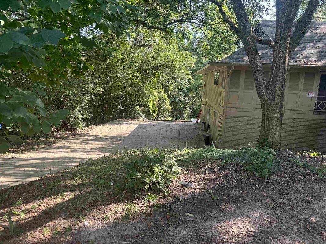 5650 Highland Rd ##C - Photo 2 of 13