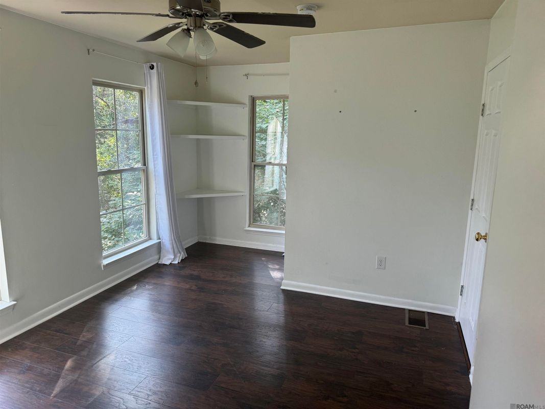 5650 Highland Rd ##C - Photo 3 of 13