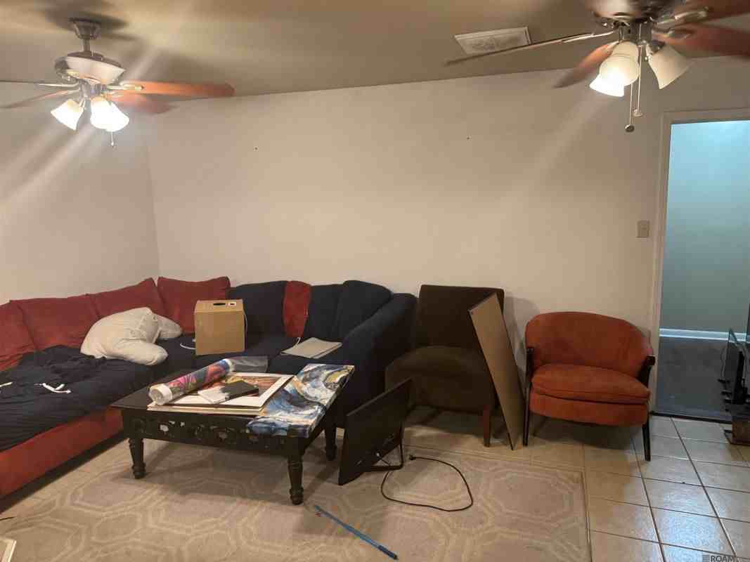 5650 Highland Rd ##C - Photo 7 of 13