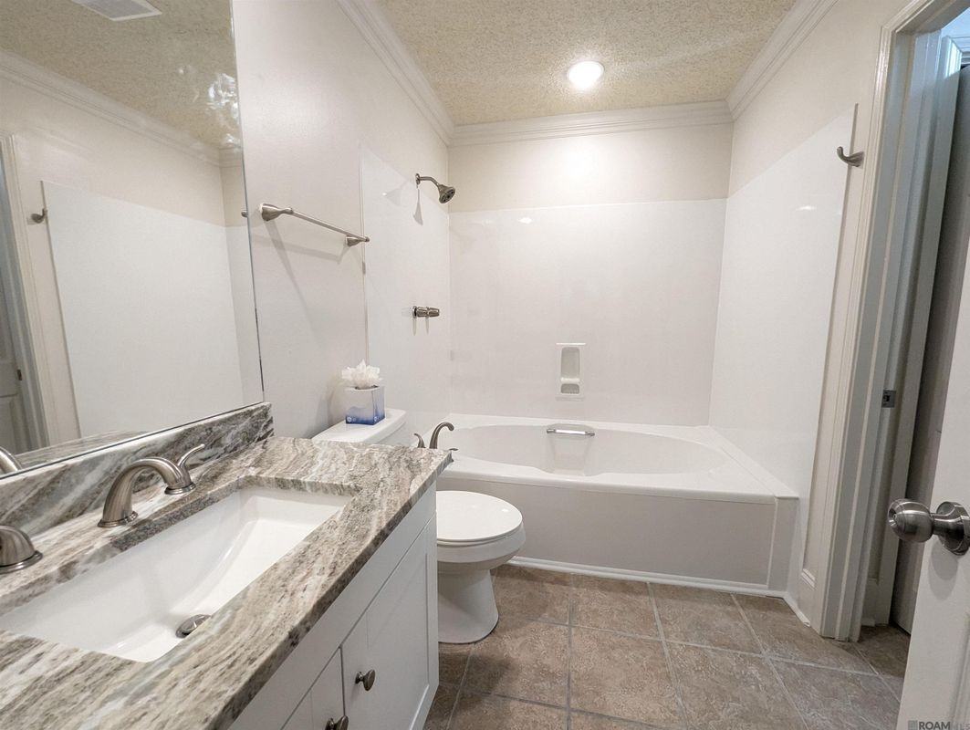 11011 Cal Rd ##102 - Photo 3 of 13