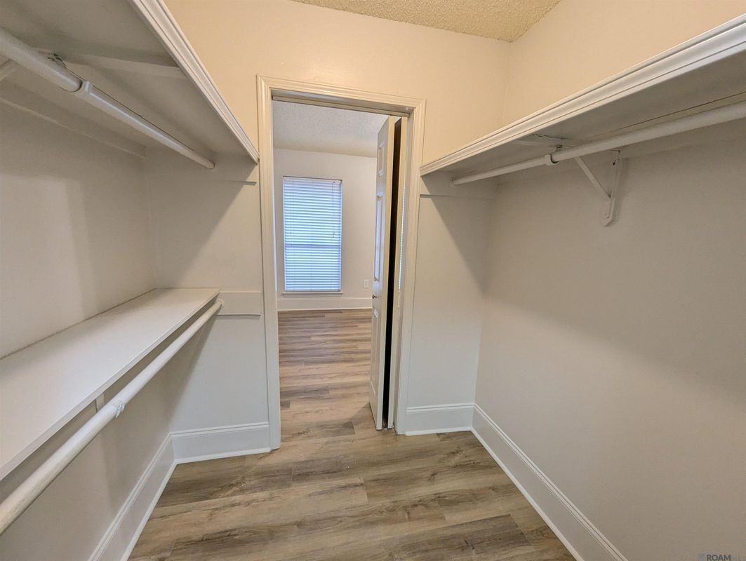 11011 Cal Rd ##102 - Photo 7 of 13