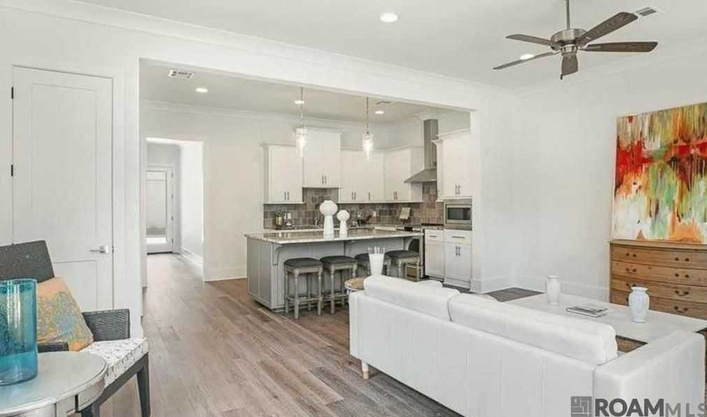 2539 Fiero St - Photo 3 of 5