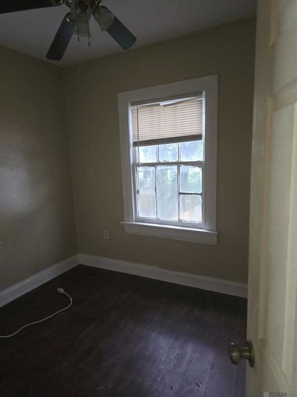 4358 N Foster Dr ##B - Photo 3 of 6