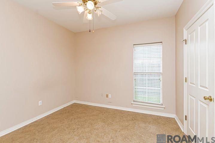 10125 Springbrook Ave - Photo 2 of 11