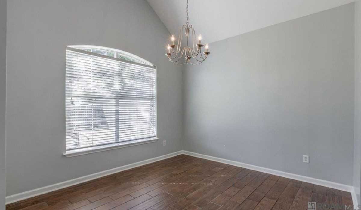 225 Shadowbrush Bnd - Photo 7 of 7