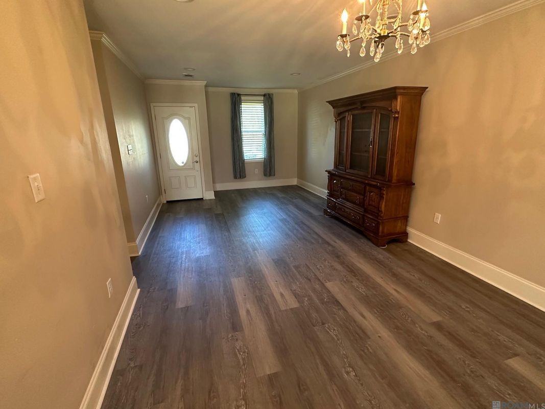 9620 Island Rd - Photo 4 of 11