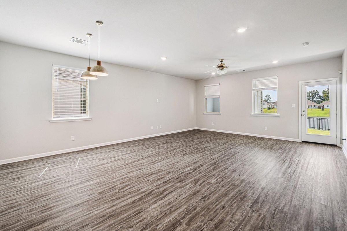 13622 Bellacosa Ave - Photo 5 of 21