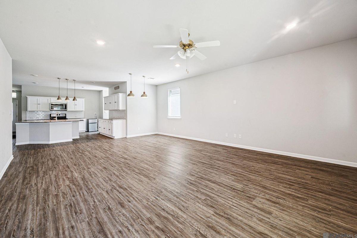 13622 Bellacosa Ave - Photo 6 of 21