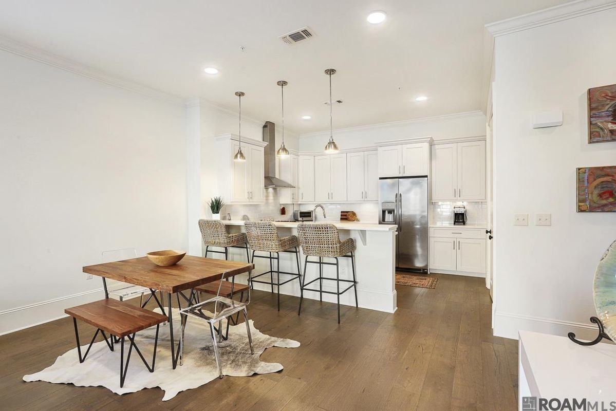 8211 Village Plaza Ct ##2b - Photo 3 of 11