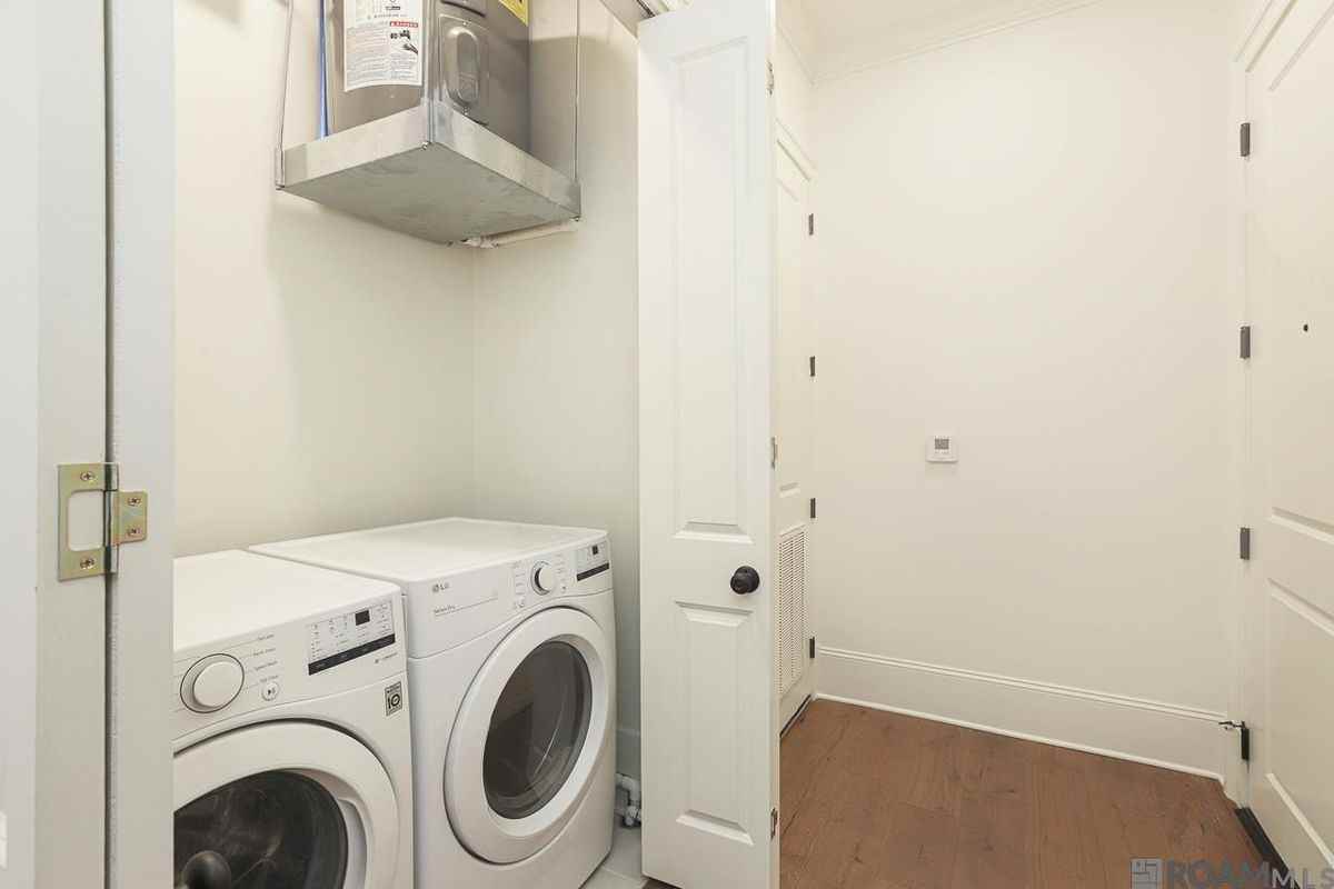 8211 Village Plaza Ct ##2b - Photo 5 of 11