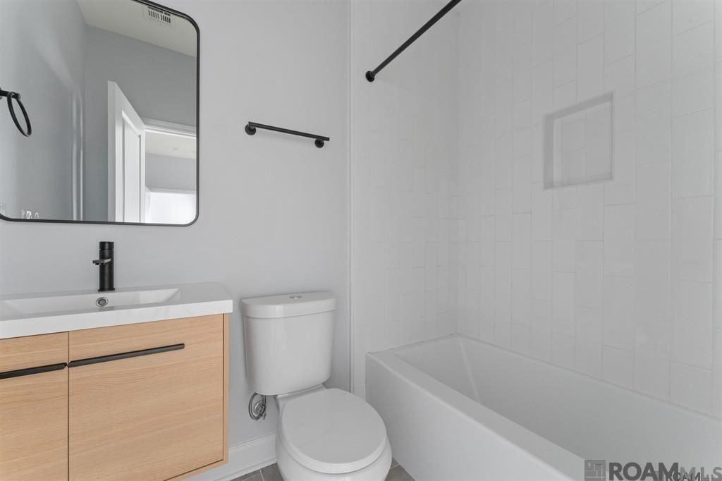 1714 Tricou St - Photo 6 of 11