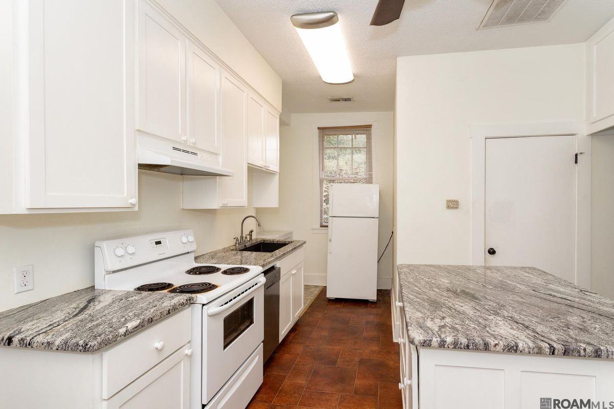 759 Spanish Town Rd - Photo 7 of 15