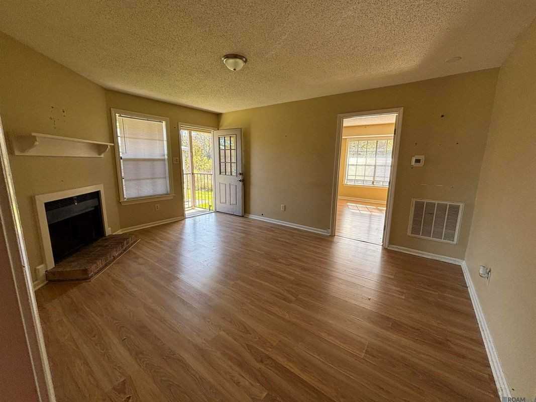 1654 Clear Lake Ave ##A - Photo 2 of 11