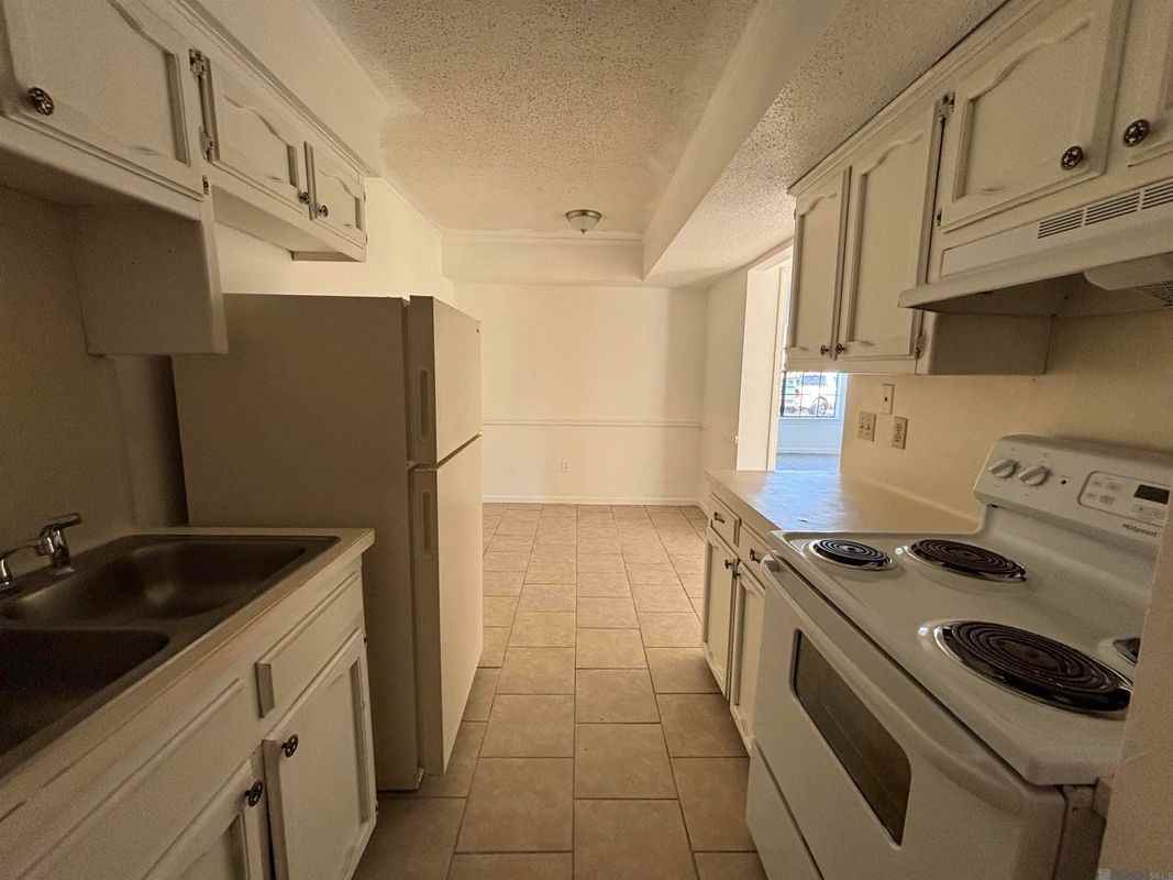 1654 Clear Lake Ave ##A - Photo 4 of 11