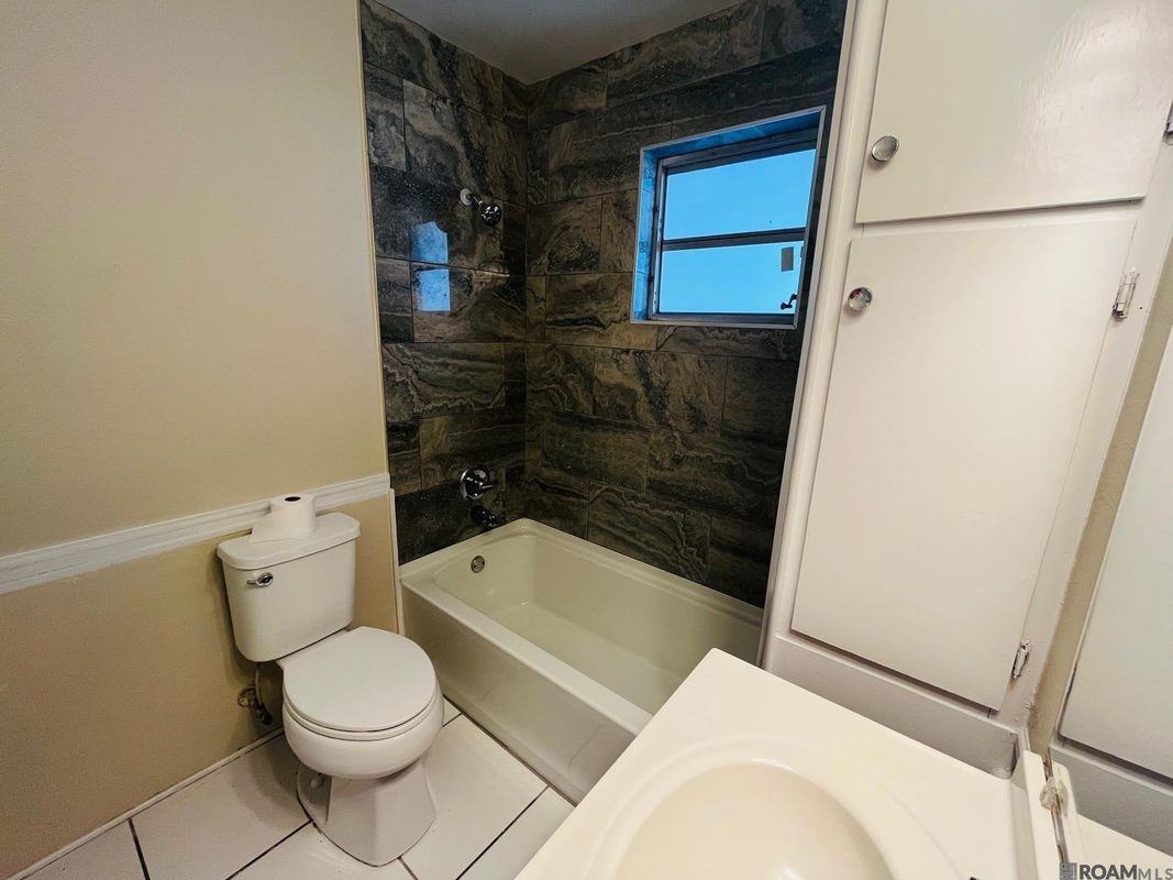 308 Alexander Dr - Photo 7 of 11