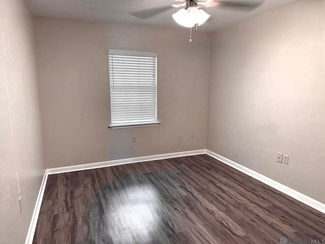 114 Mallard Dr ##A - Photo 6 of 7